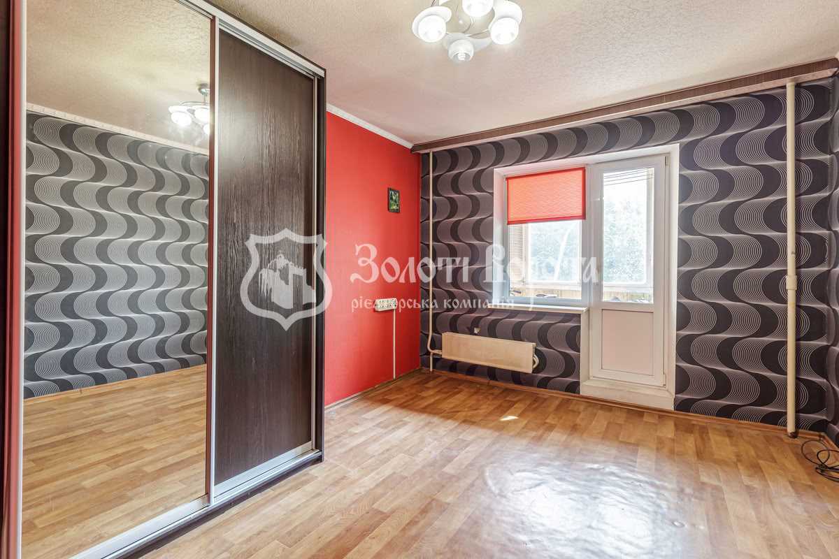 Продаж 3-кімнатної квартири 72 м², Тростянецька вул., 8