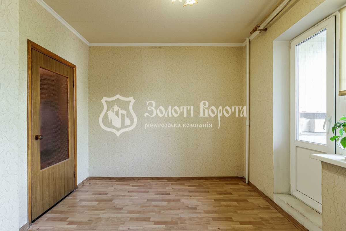 Продаж 3-кімнатної квартири 72 м², Тростянецька вул., 8