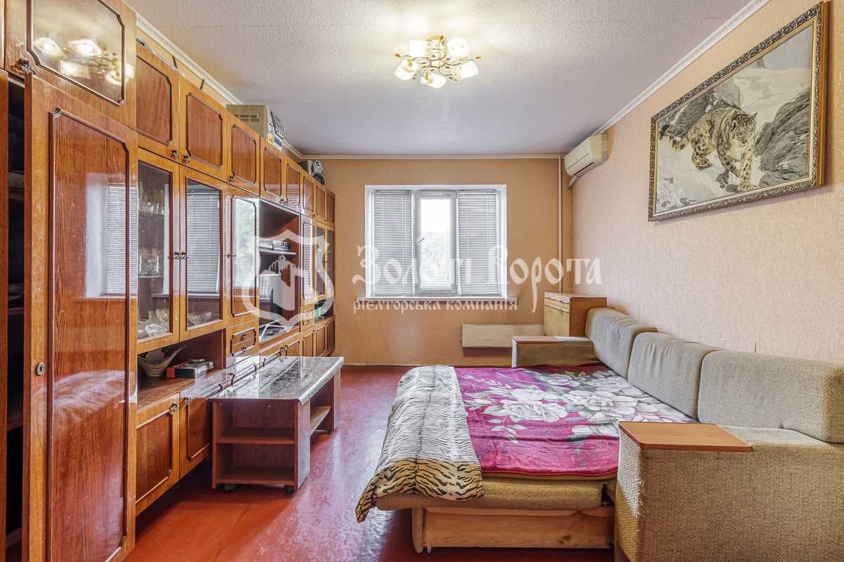 Продаж 3-кімнатної квартири 72 м², Тростянецька вул., 8