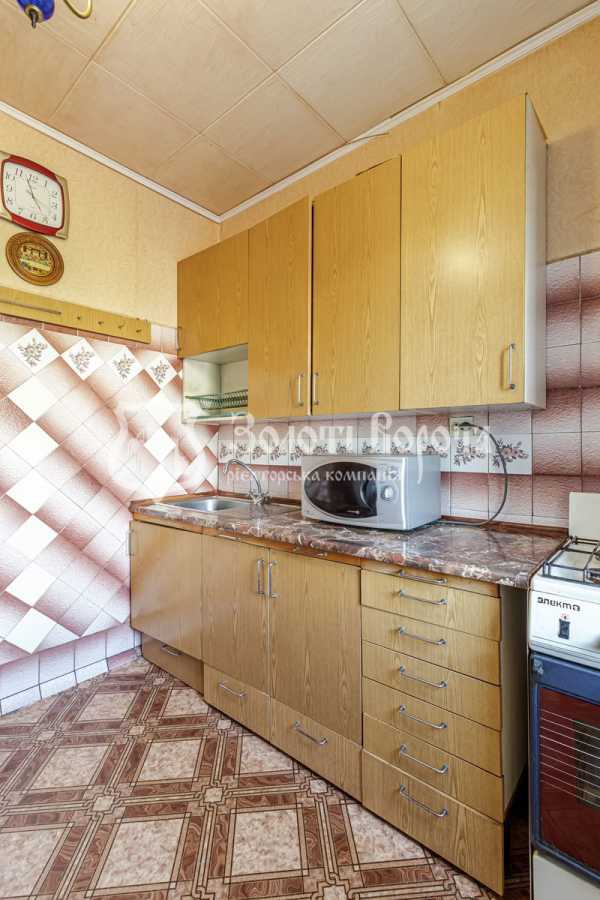 Продаж 3-кімнатної квартири 72 м², Тростянецька вул., 8