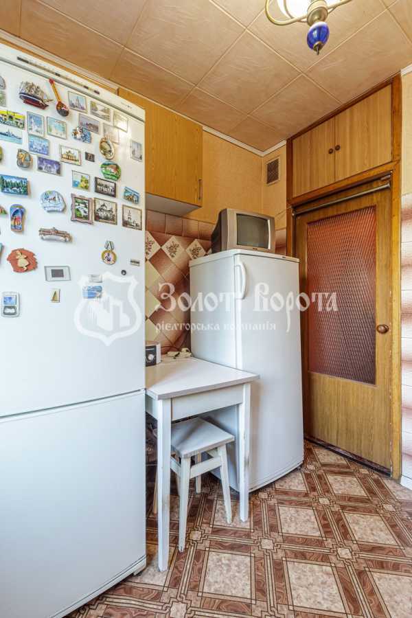 Продаж 3-кімнатної квартири 72 м², Тростянецька вул., 8