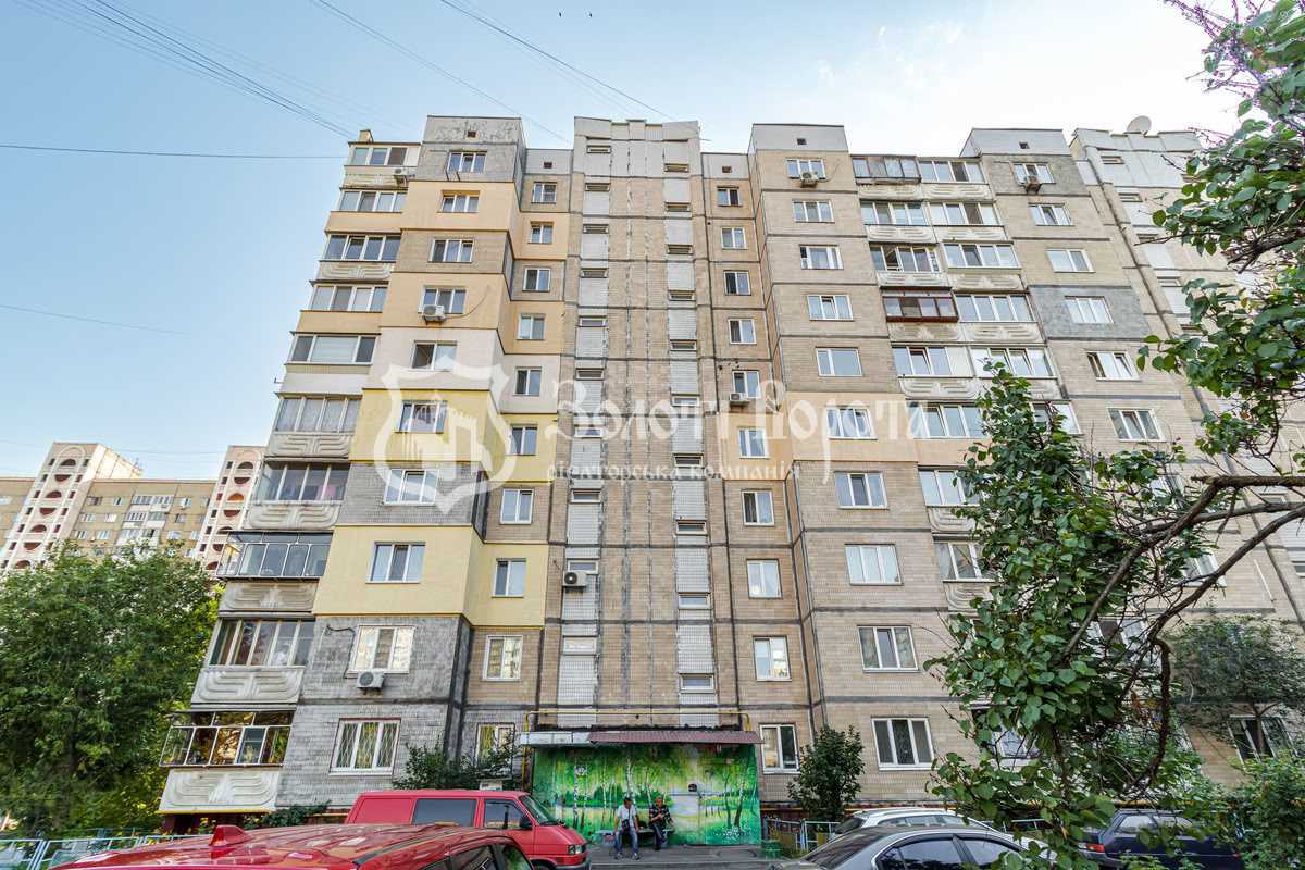 Продаж 3-кімнатної квартири 72 м², Тростянецька вул., 8