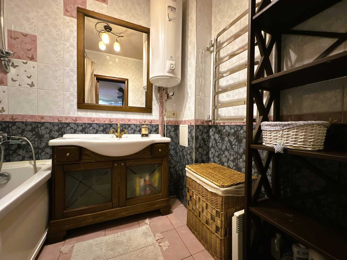Оренда 3-кімнатної квартири 110 м², Михайла Донця вул., Ломоносова, 54а