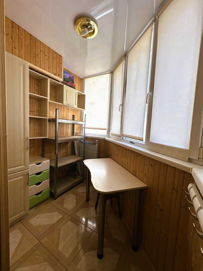 Оренда 3-кімнатної квартири 110 м², Михайла Донця вул., Ломоносова, 54а