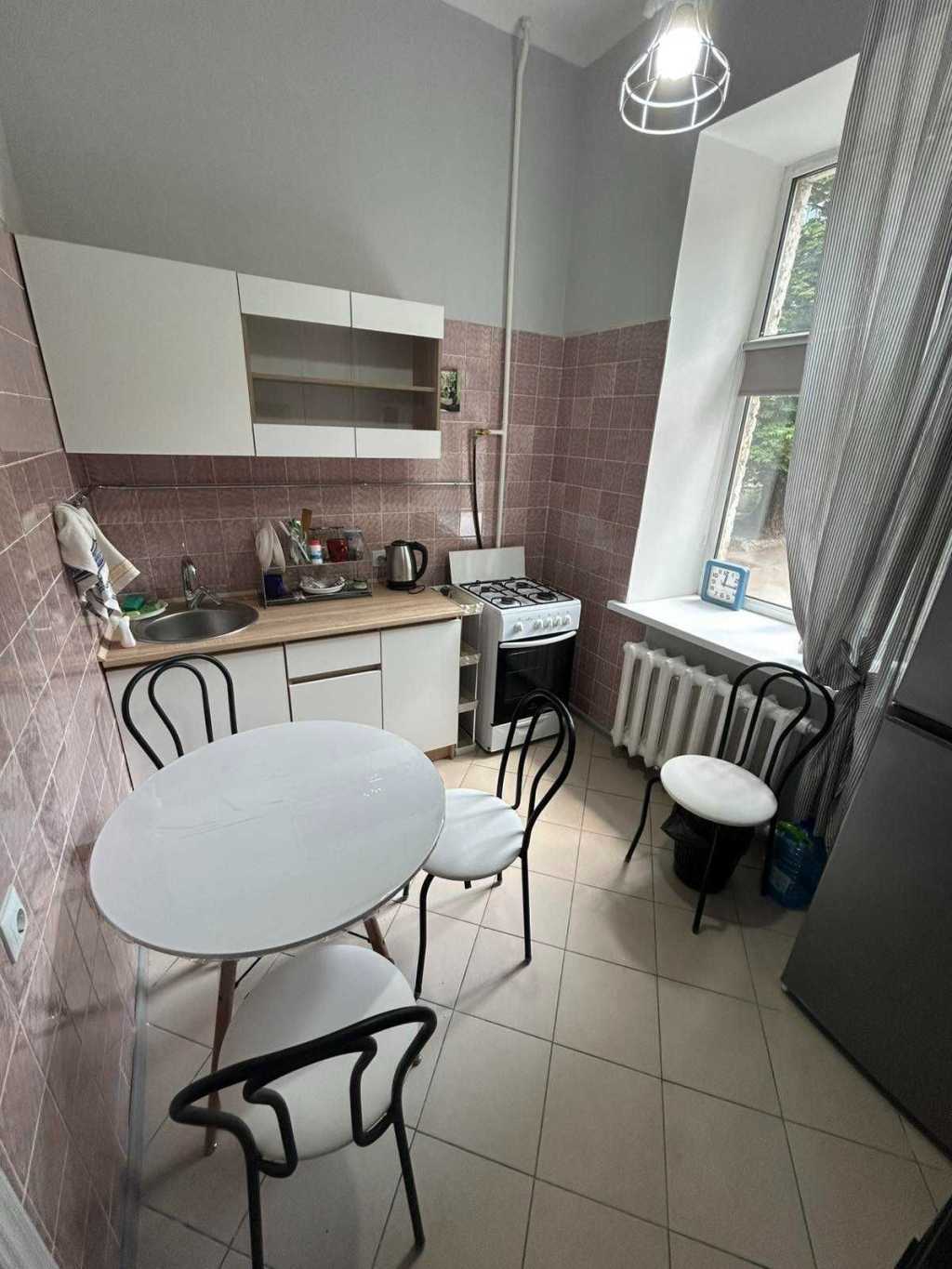 Аренда 2-комнатной квартиры 52 м², Жилянская ул., 55
