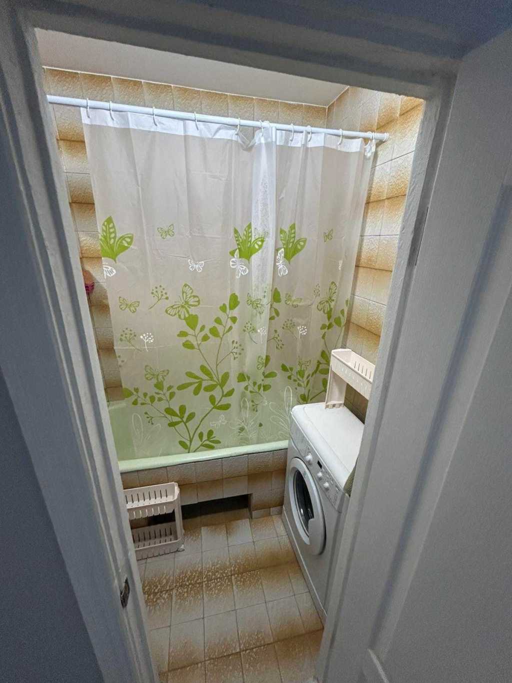 Аренда 2-комнатной квартиры 52 м², Жилянская ул., 55