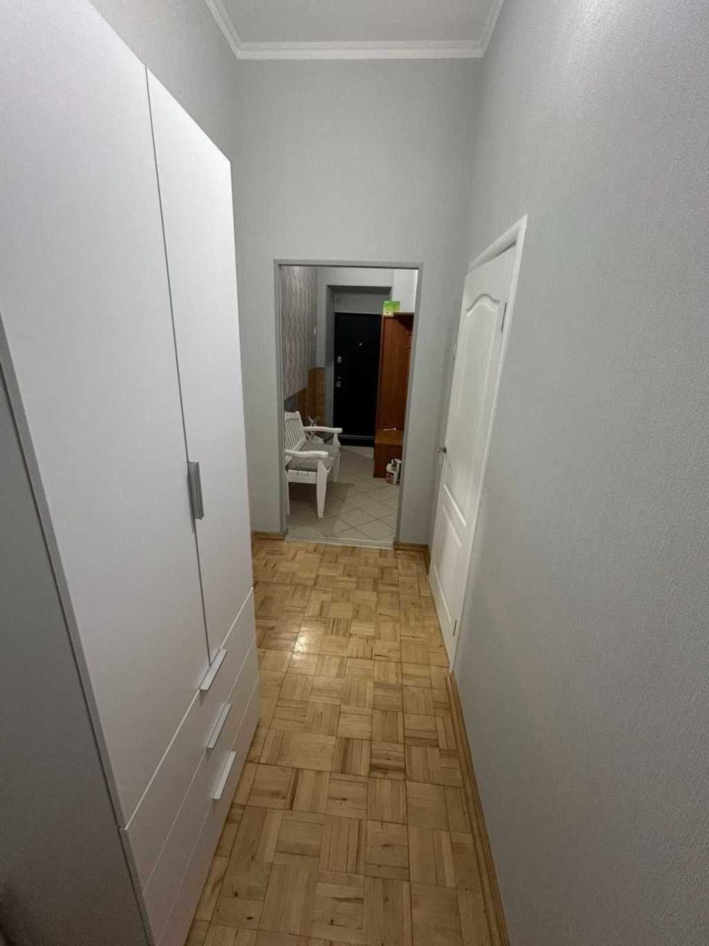 Аренда 2-комнатной квартиры 52 м², Жилянская ул., 55