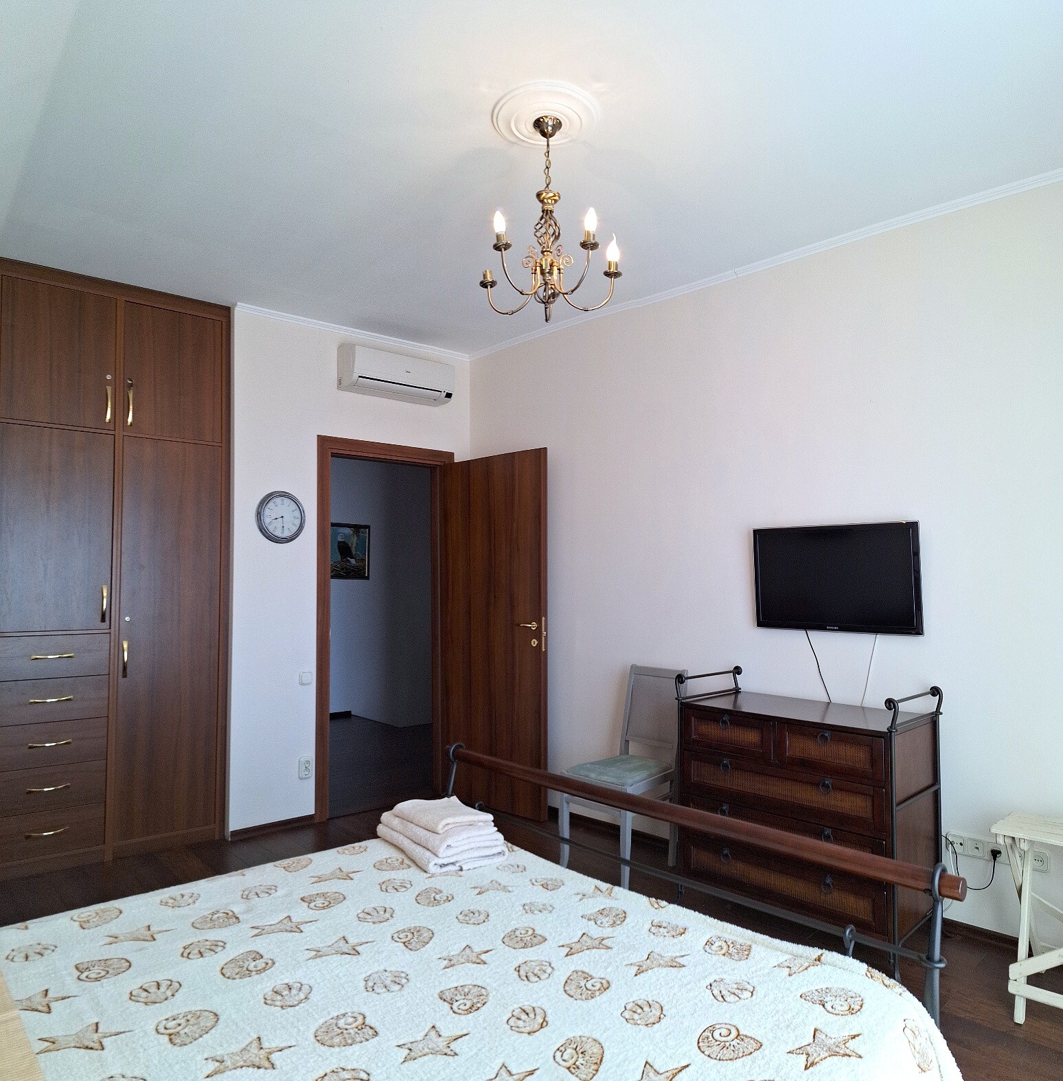 Дом посуточно 160 м², СК Коммунстрой-1