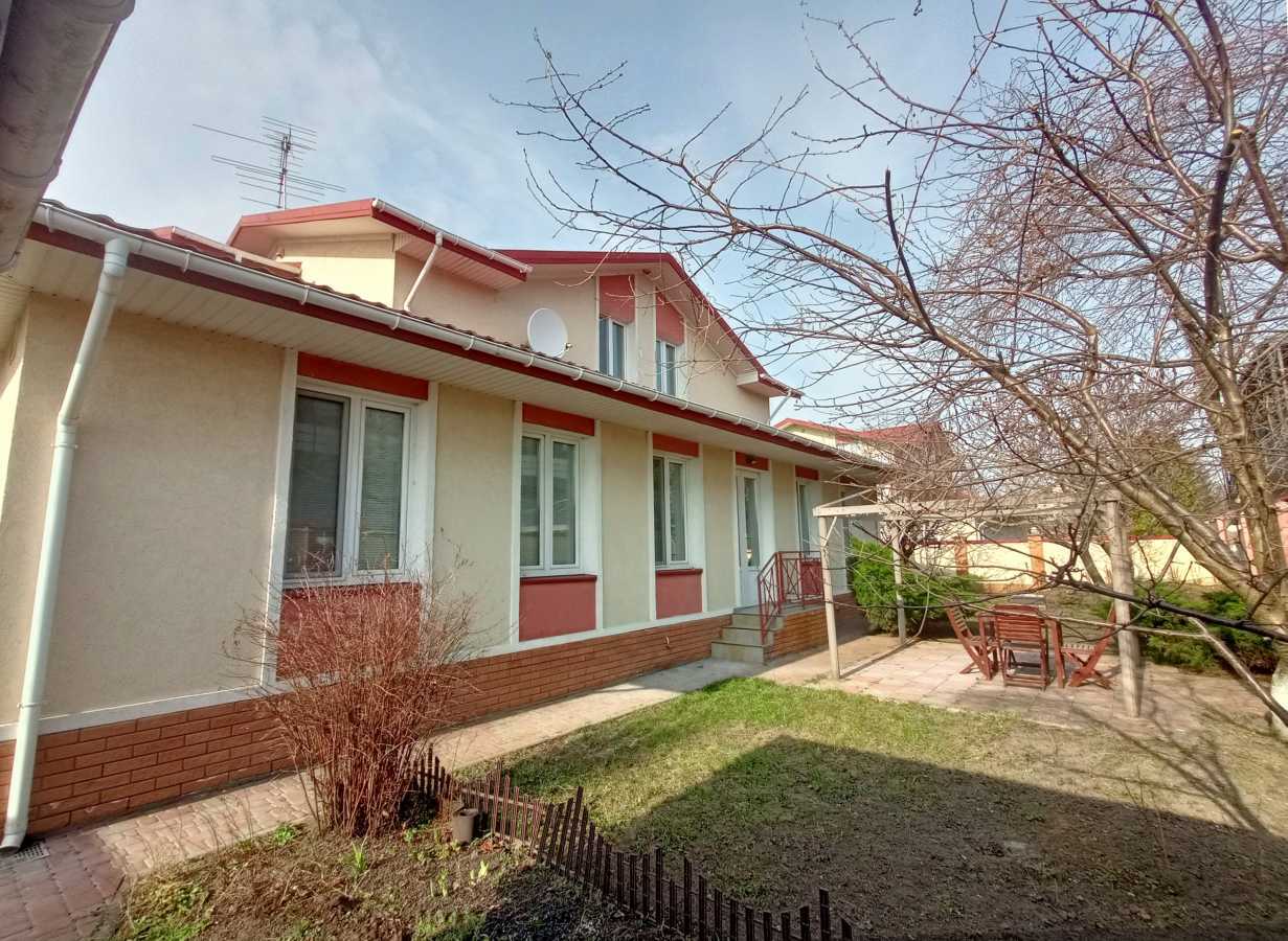 Продаж будинку 222 м², Центральна вул.