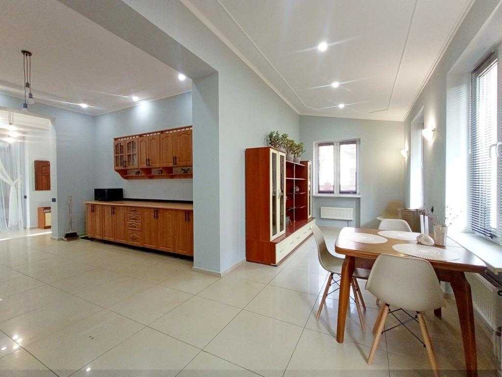 Продаж будинку 222 м², Центральна вул.