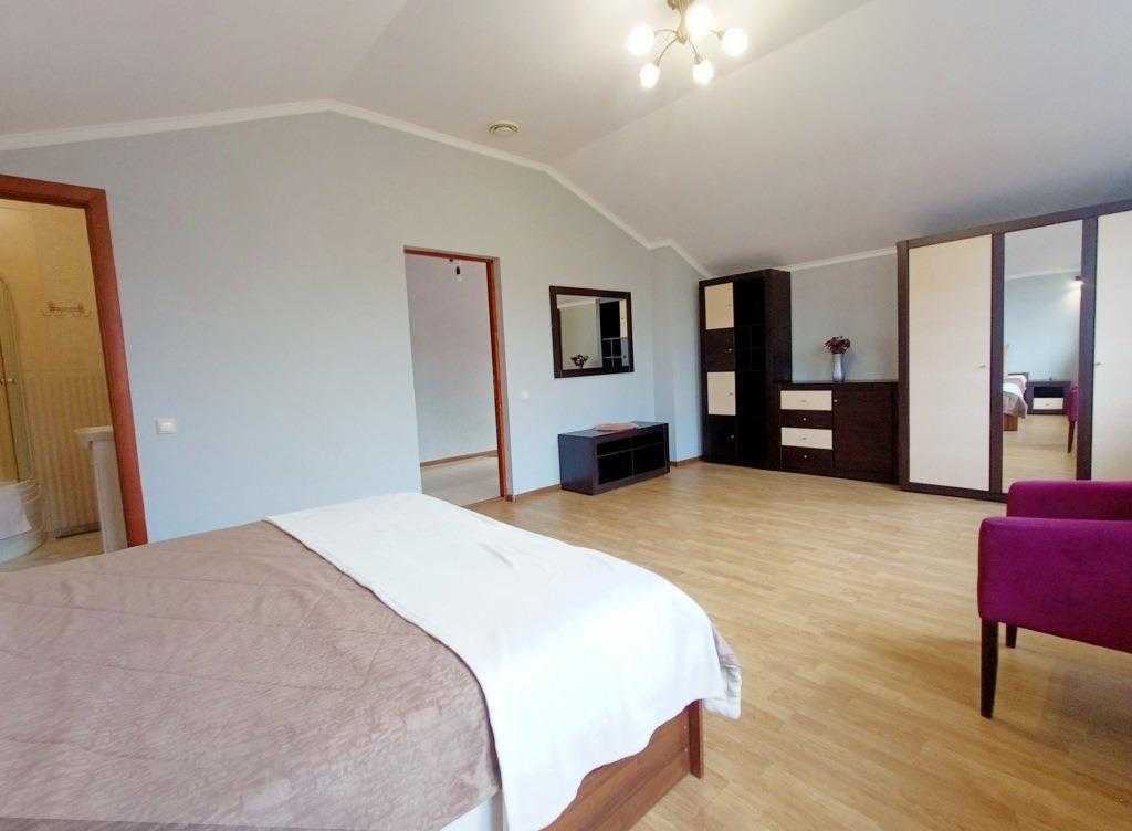 Продаж будинку 222 м², Центральна вул.