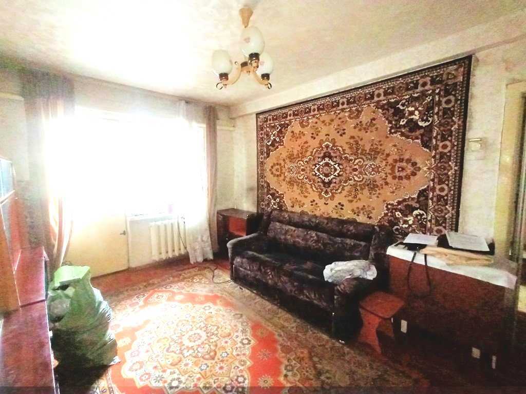 Продажа 3-комнатной квартиры 50 м², Ушинского ул., 5/1