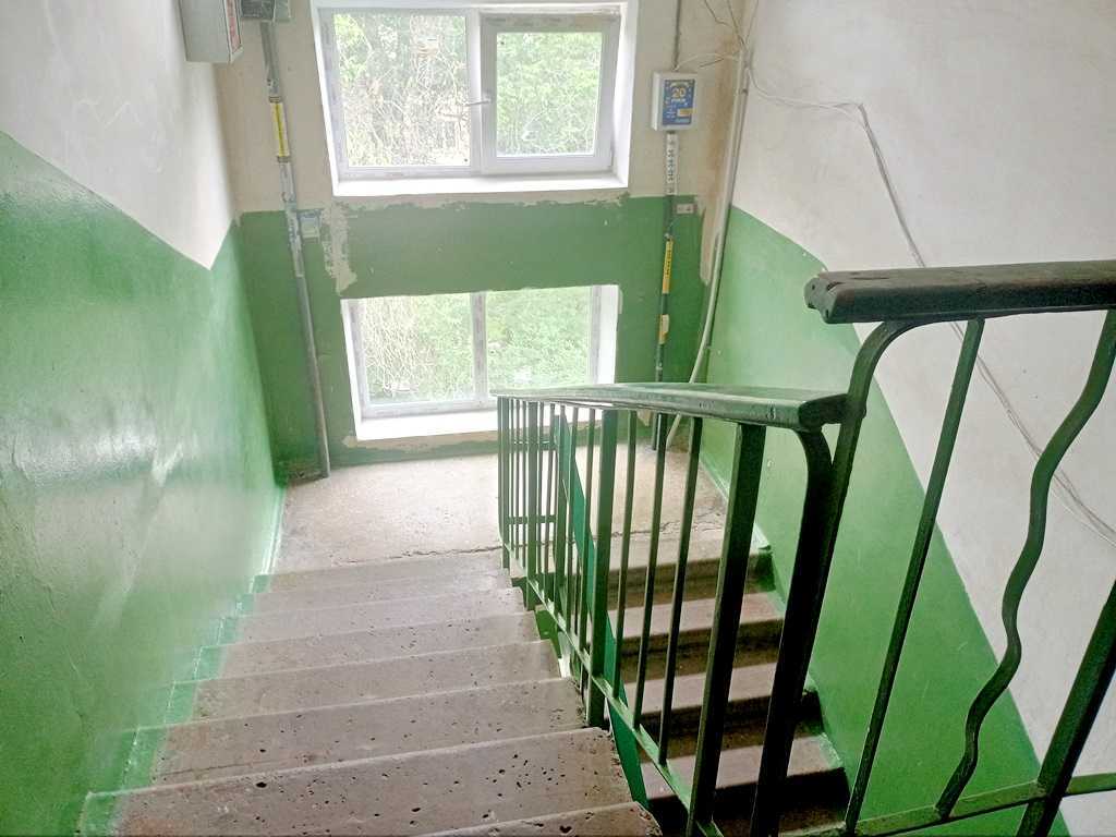 Продажа 3-комнатной квартиры 50 м², Ушинского ул., 5/1