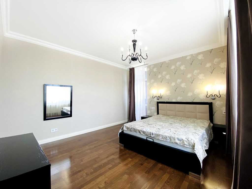 Аренда 2-комнатной квартиры 80 м², Глубочицкая ул., 32а