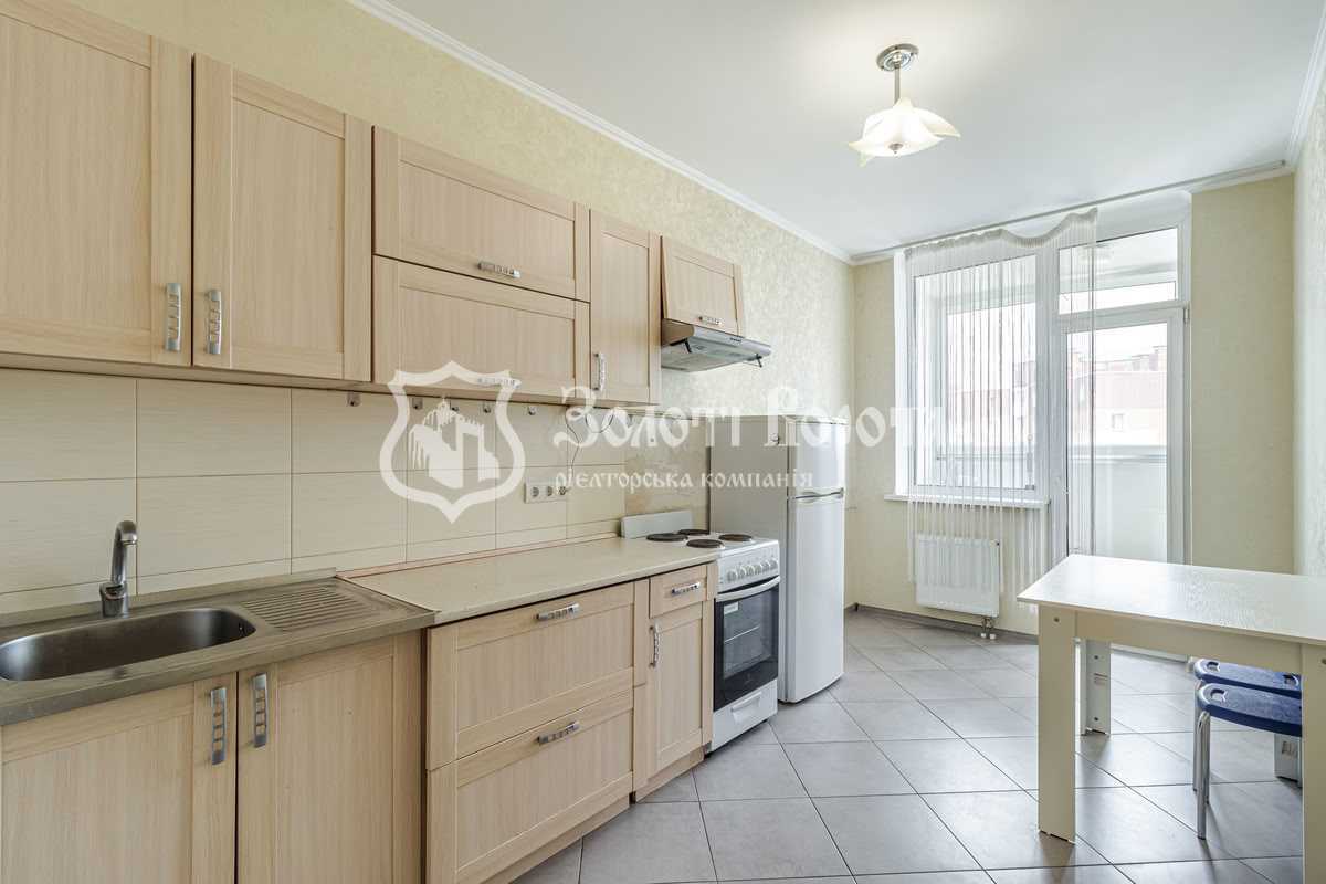 Продажа 1-комнатной квартиры 50.4 м², Михаила Донца ул., Драгоманова, 2
