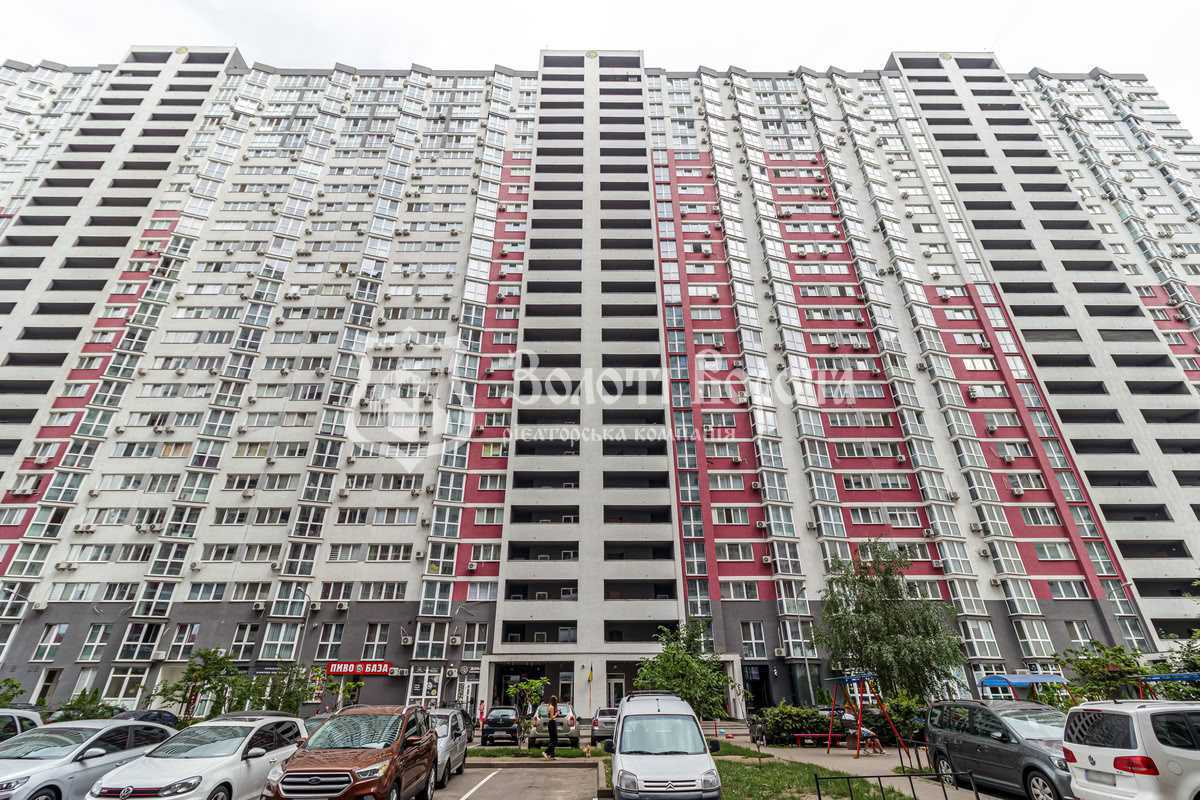 Продажа 1-комнатной квартиры 50.4 м², Михаила Донца ул., Драгоманова, 2