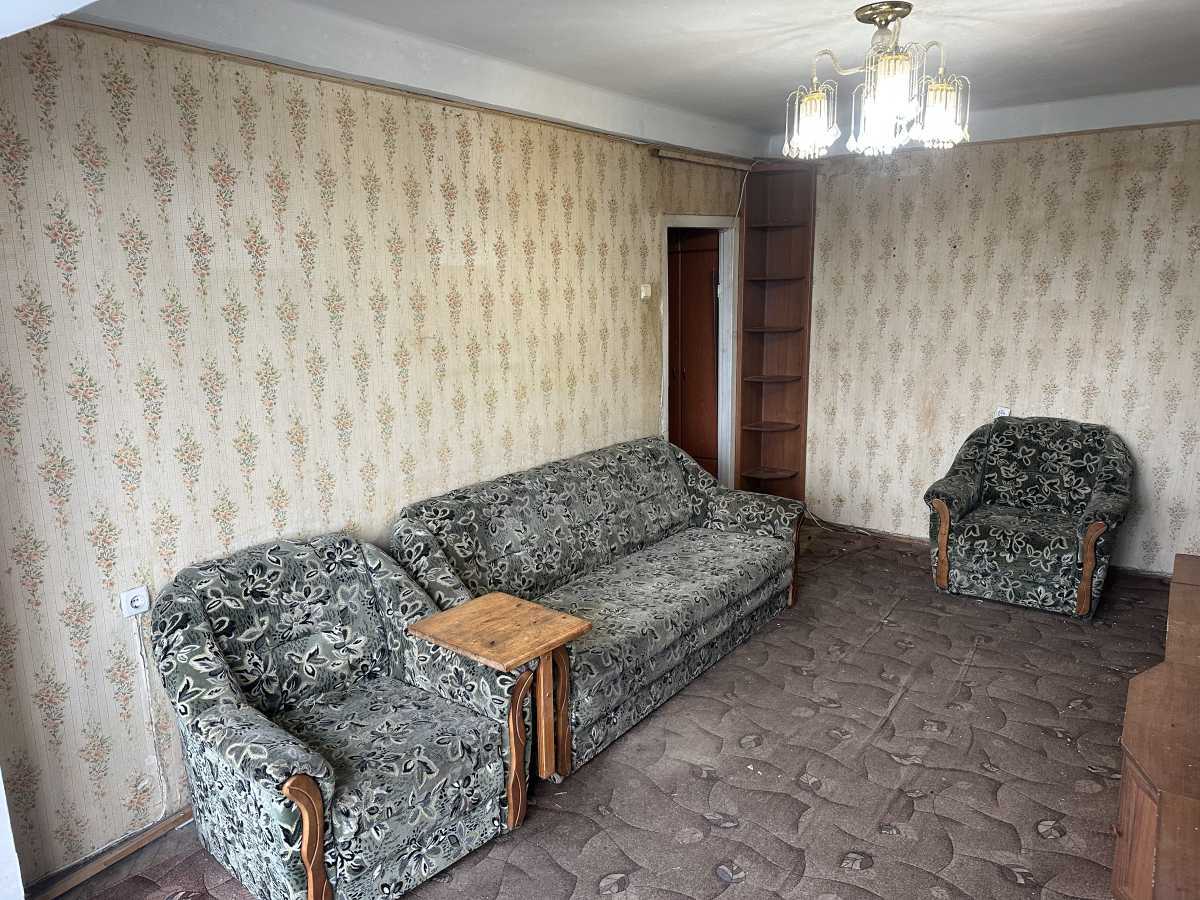 Продаж 3-кімнатної квартири 57 м², Волгоградська вул., 37