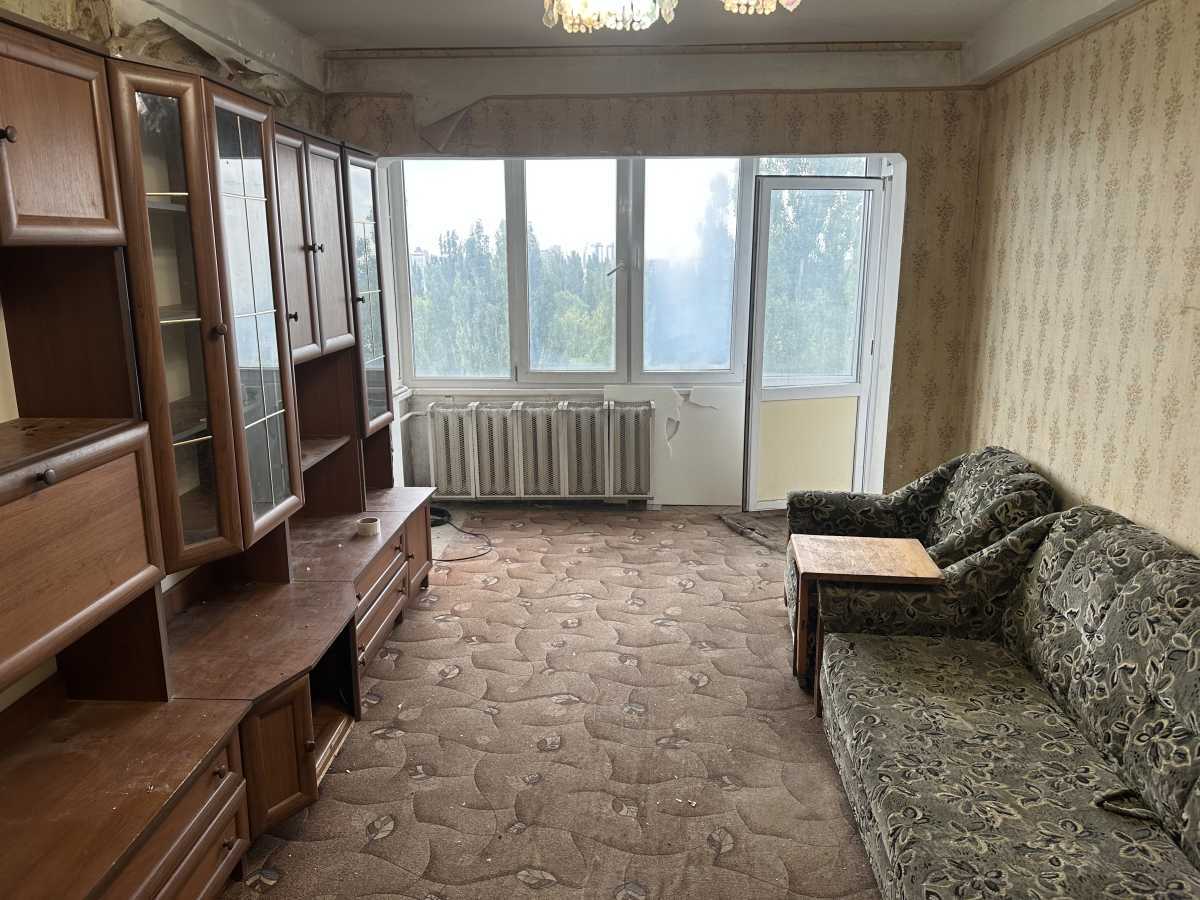Продаж 3-кімнатної квартири 57 м², Волгоградська вул., 37