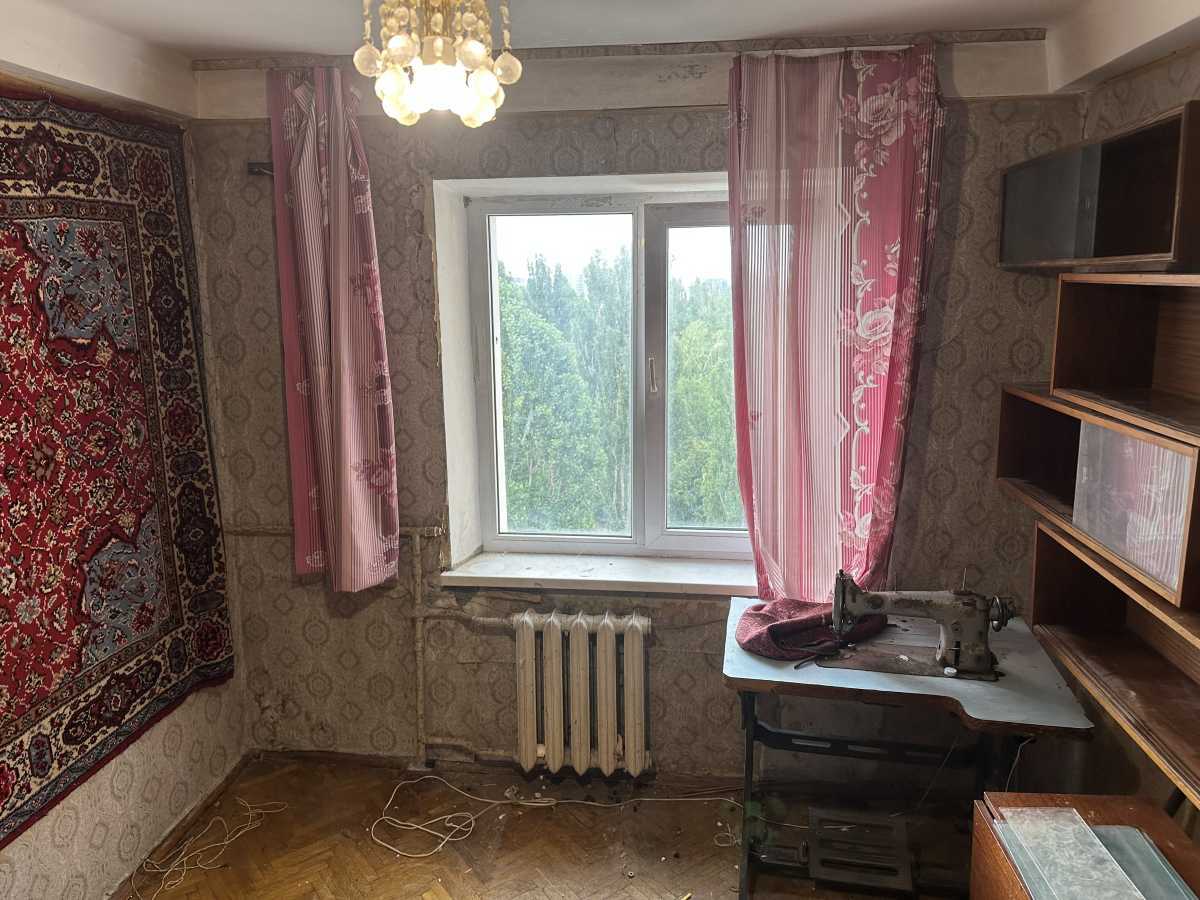 Продаж 3-кімнатної квартири 57 м², Волгоградська вул., 37