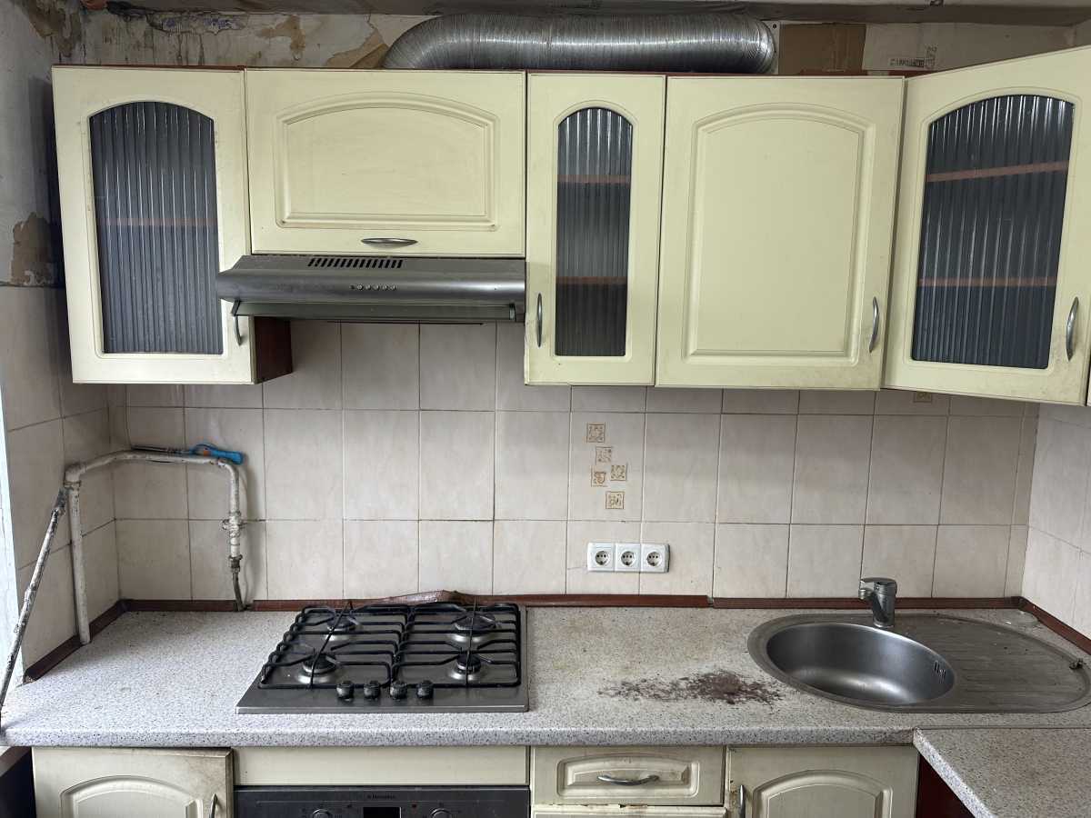 Продаж 3-кімнатної квартири 57 м², Волгоградська вул., 37