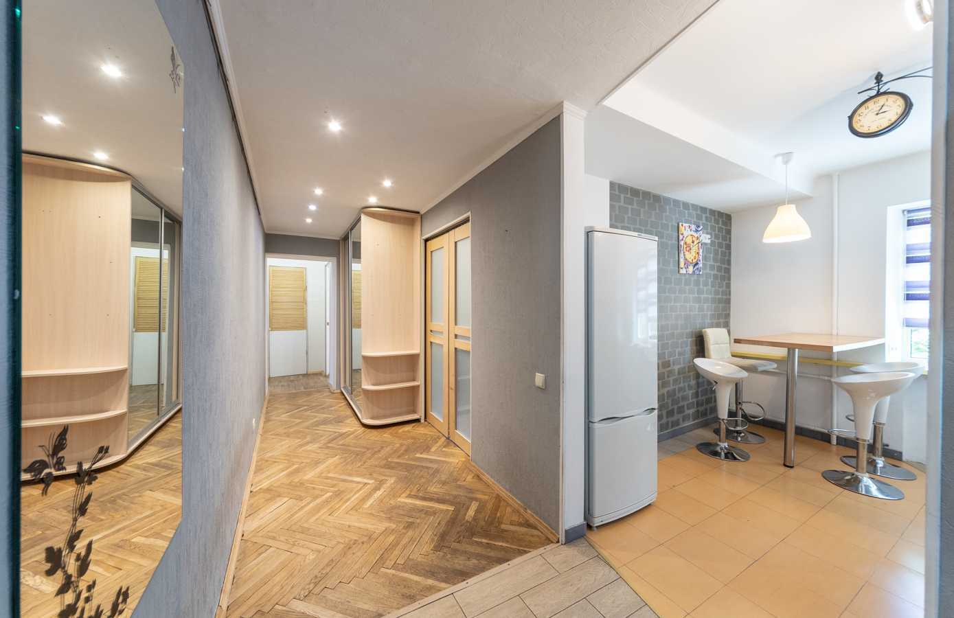 Продажа 3-комнатной квартиры 65 м², Белорусская ул., 17А