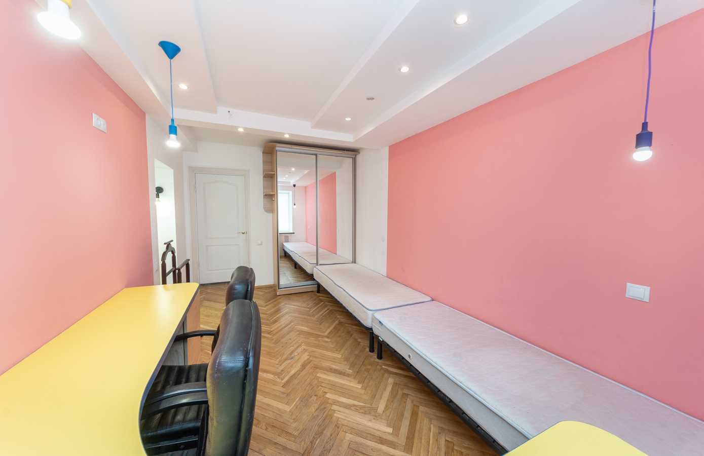 Продажа 3-комнатной квартиры 65 м², Белорусская ул., 17А