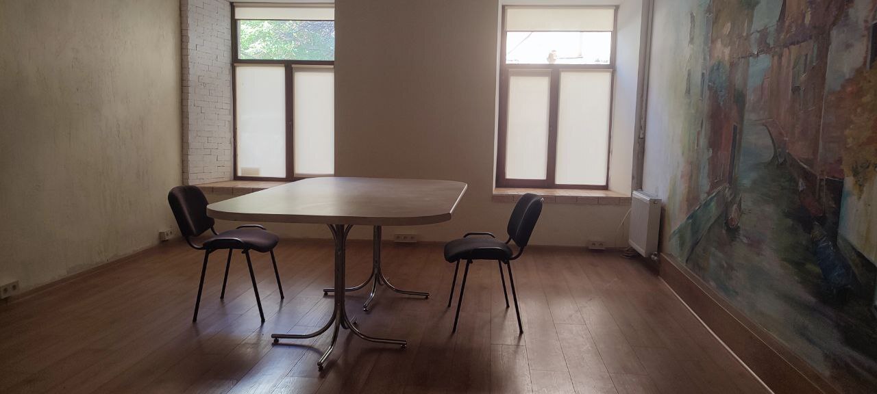 Оренда 4-кімнатної квартири 130 м², Канатная вул., 28