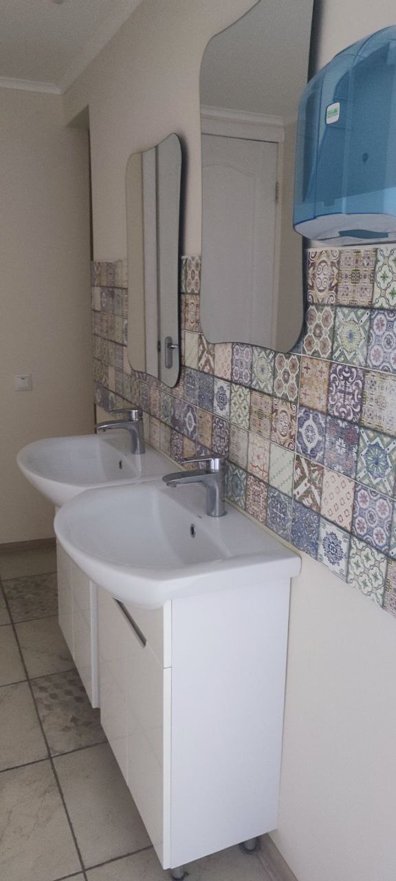 Оренда 4-кімнатної квартири 130 м², Канатная вул., 28