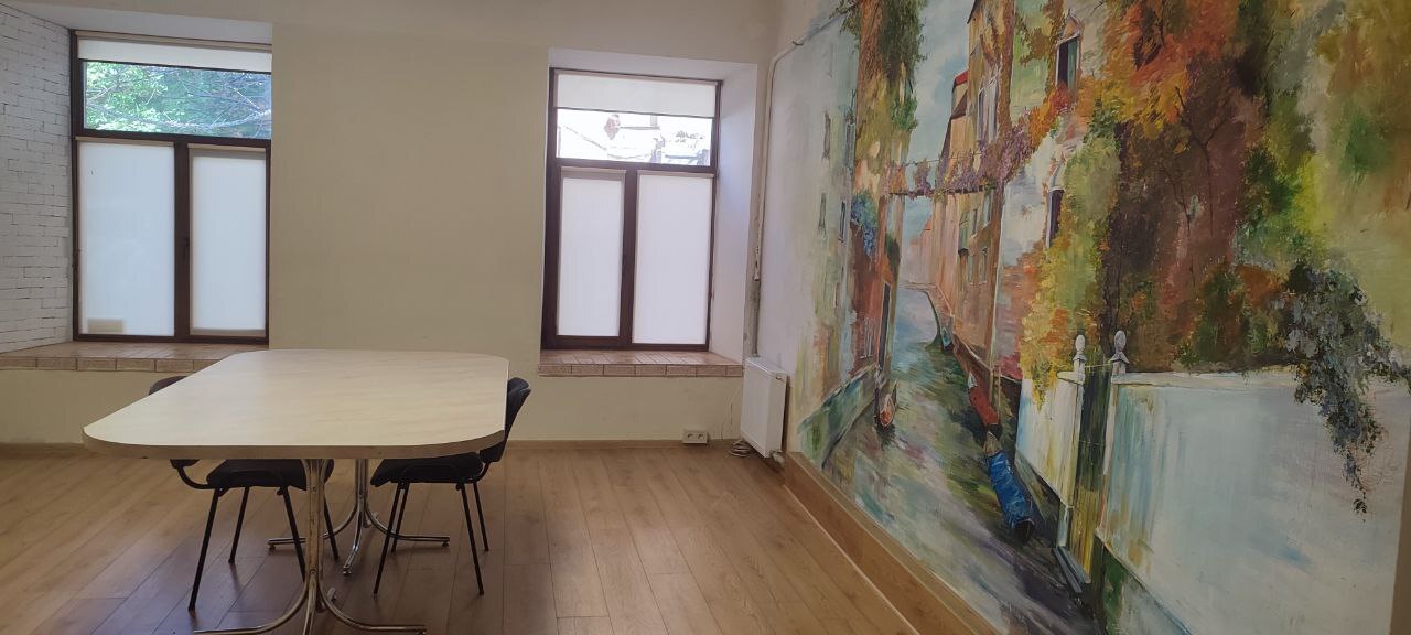 Оренда 4-кімнатної квартири 130 м², Канатная вул., 28
