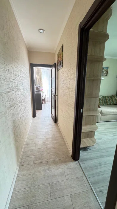 Продаж 2-кімнатної квартири 53.4 м²