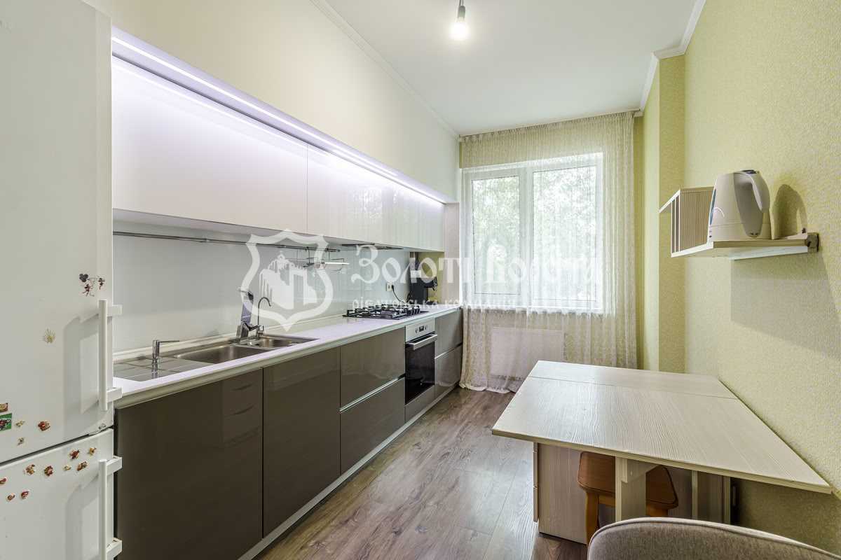 Продаж 2-кімнатної квартири 57 м², Метрологічна вул., 111