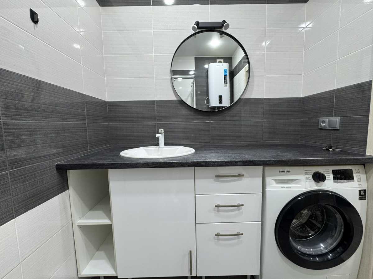 Аренда 1-комнатной квартиры 43 м², Европейская пл., Союзу, 45