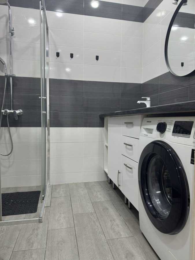 Аренда 1-комнатной квартиры 43 м², Европейская пл., Союзу, 45