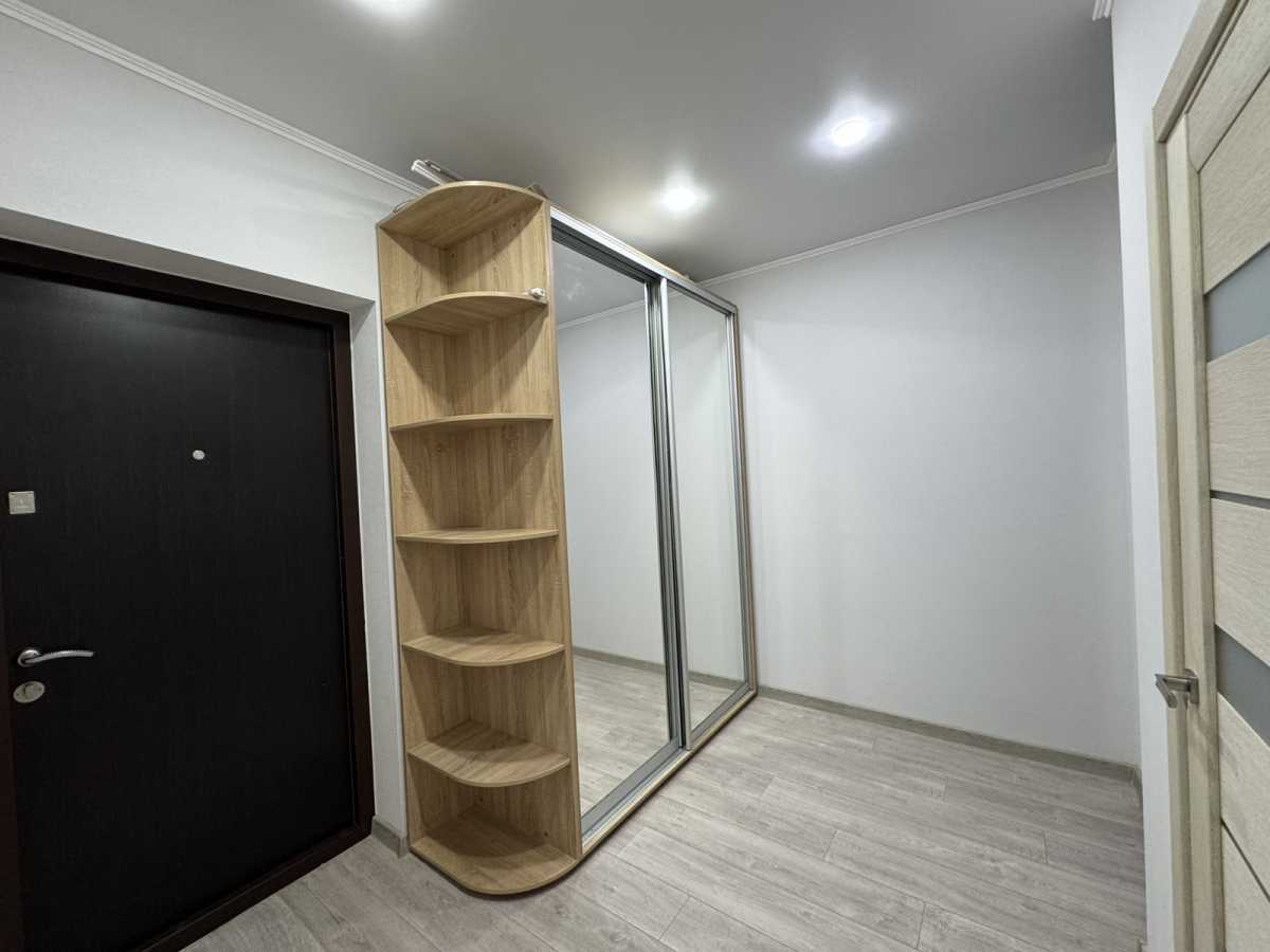 Аренда 1-комнатной квартиры 43 м², Европейская пл., Союзу, 45