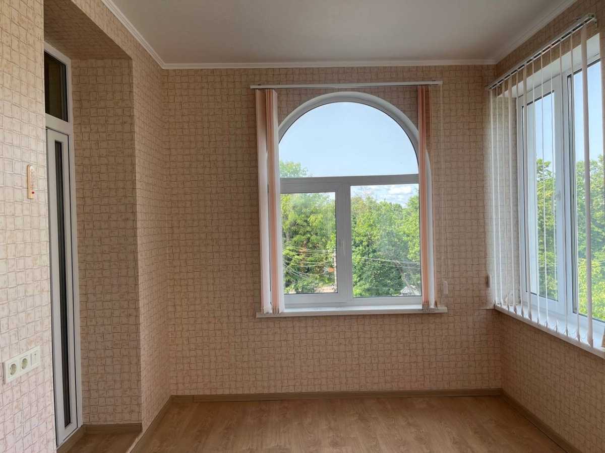 Продаж 2-кімнатної квартири 80 м², Свободи