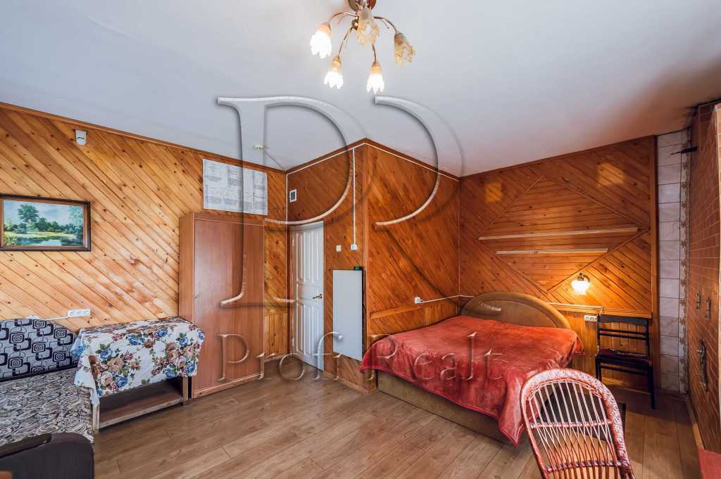 Продаж будинку 235 м², Садова вулиця
