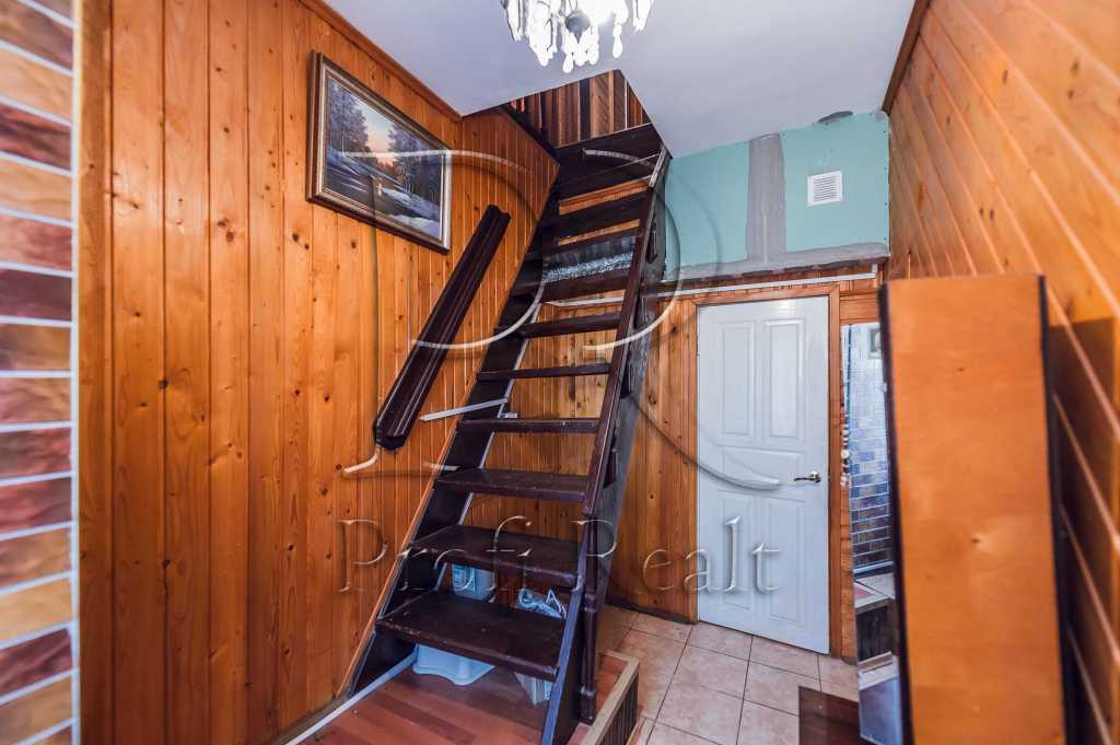 Продаж будинку 235 м², Садова вулиця