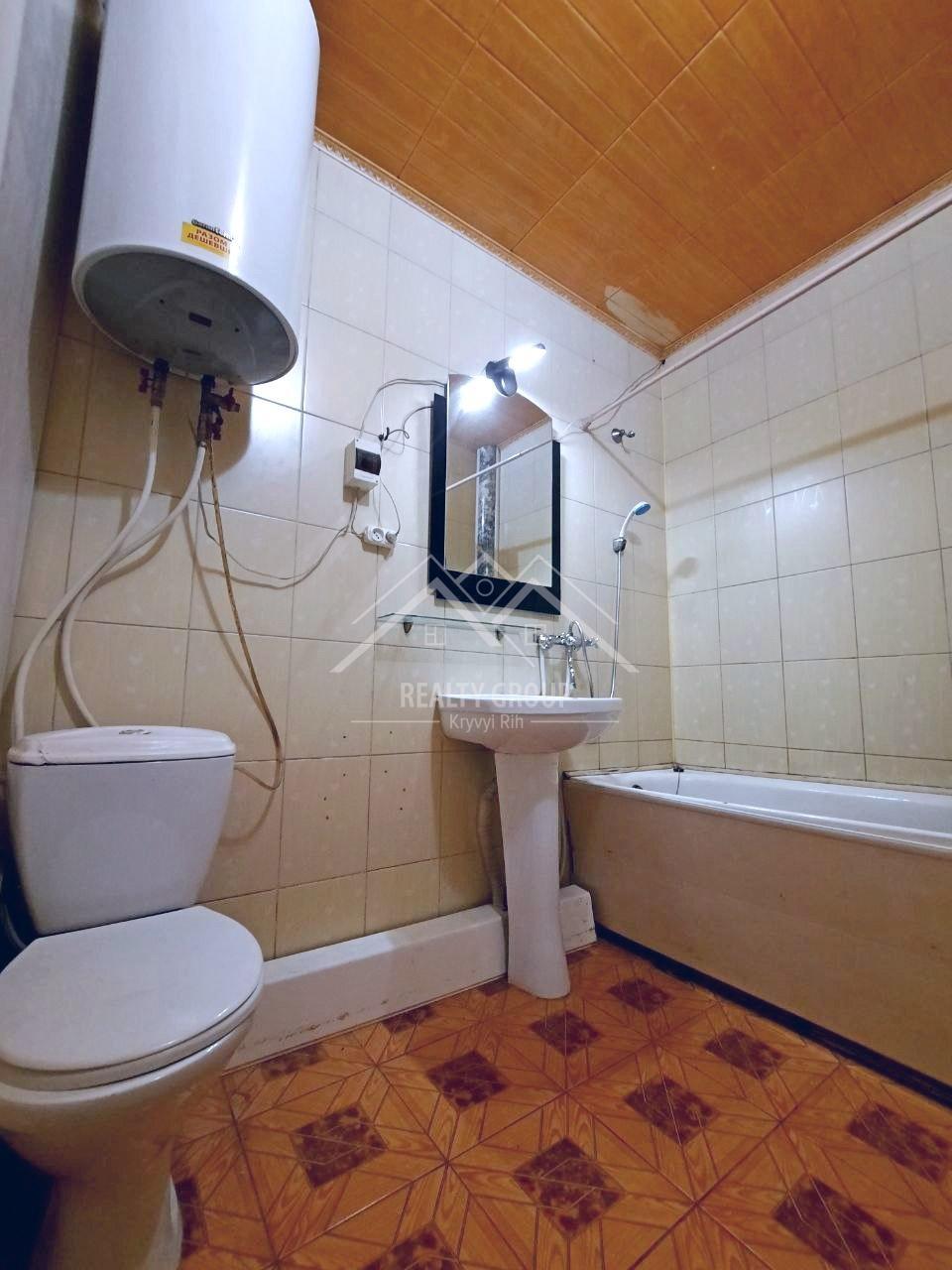 Продажа 1-комнатной квартиры 35 м², Вечерний бул., 2