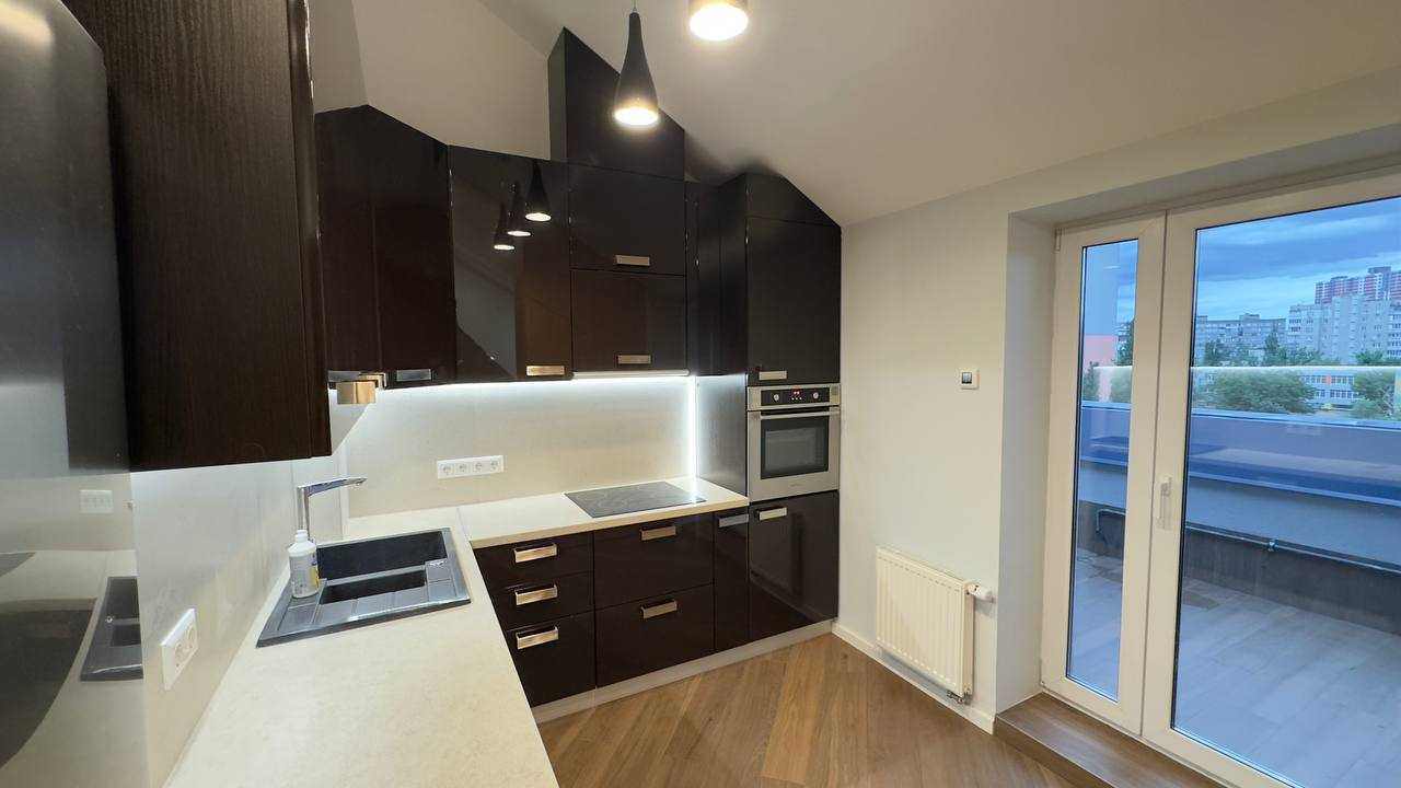 Продажа 2-комнатной квартиры 84 м², Регенераторная ул., 4, КОРПУС 6