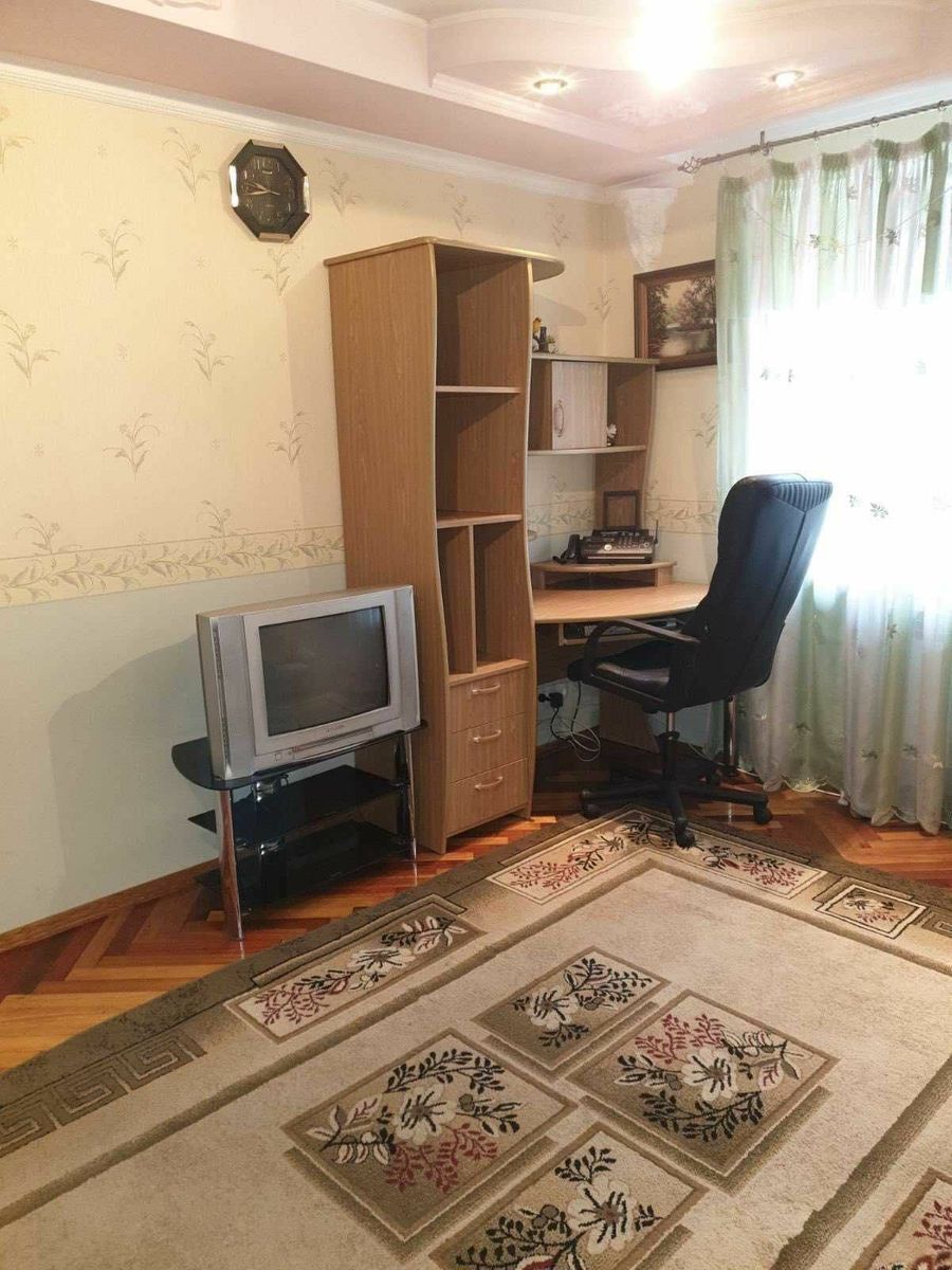 Продаж 1-кімнатної квартири 29 м², Ентузіастів вул., 5/1