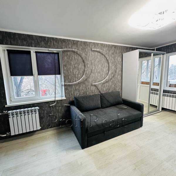 Продаж 2-кімнатної квартири 46 м², Перова бул., 16