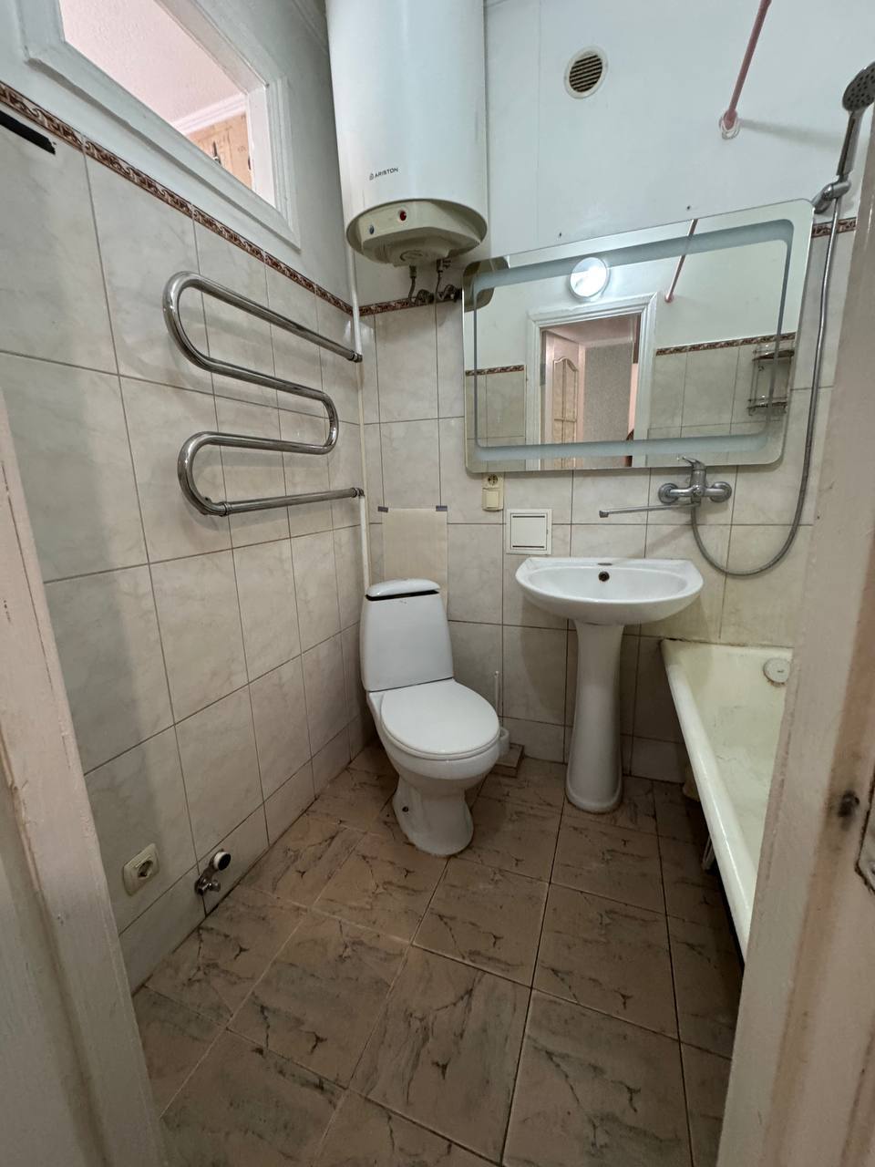 Продаж 1-кімнатної квартири 33 м², Соборна вул., 1/3