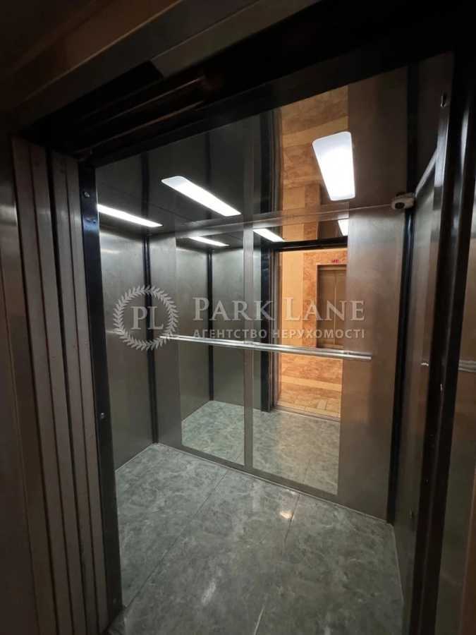 Продажа 3-комнатной квартиры 119 м², Кловский спуск, 5