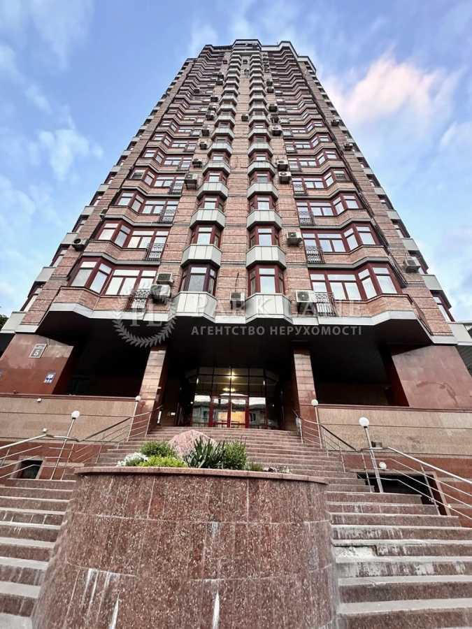 Продажа 3-комнатной квартиры 119 м², Кловский спуск, 5