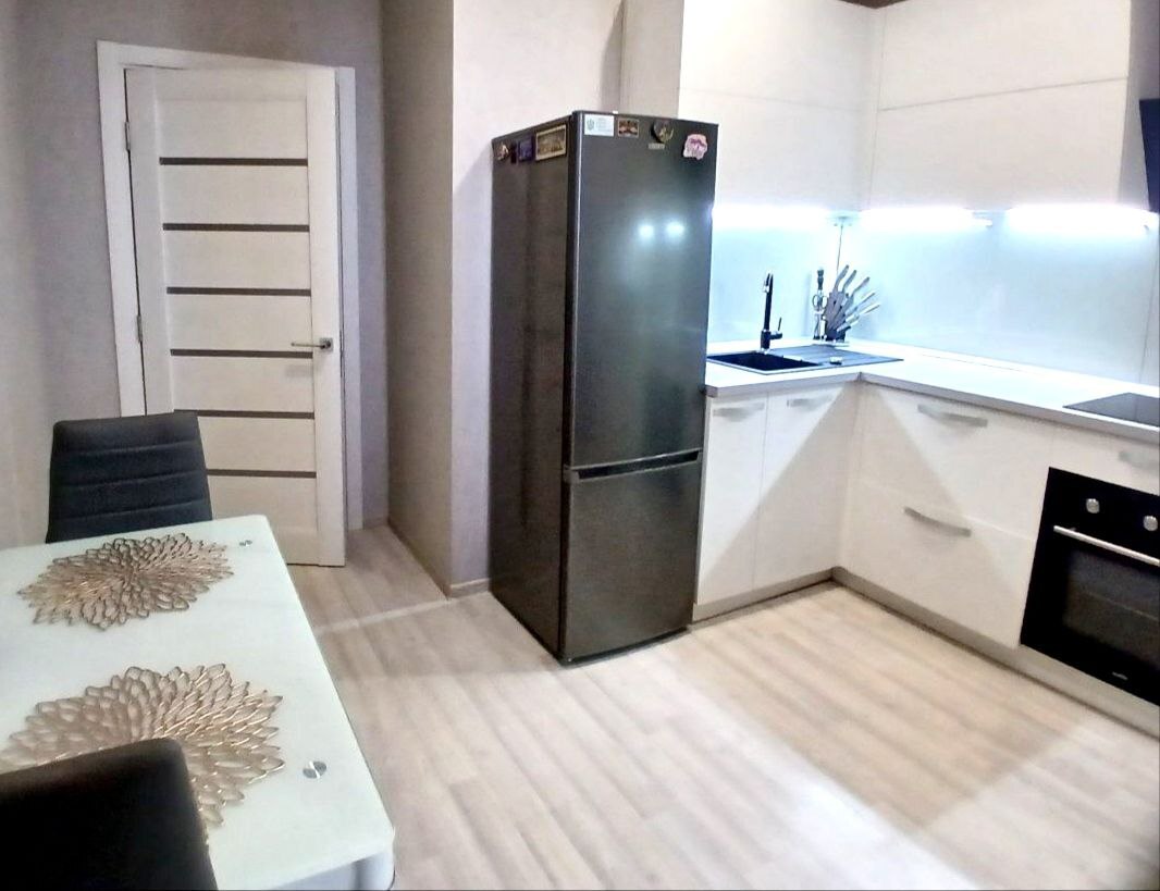 Продажа 1-комнатной квартиры 40 м², Среднефонтанская ул.