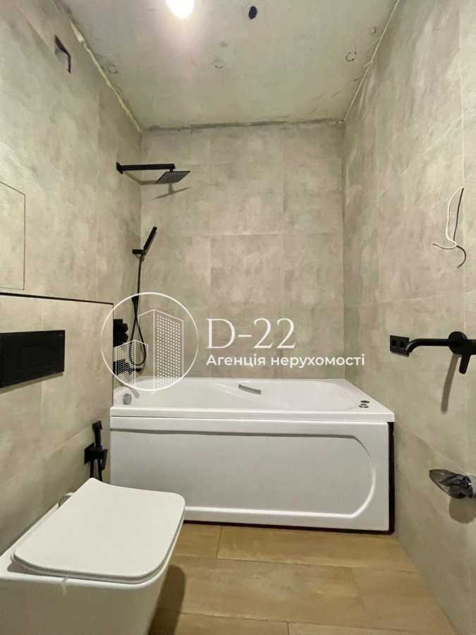 Продаж 1-кімнатної квартири 39 м², Миру, 1