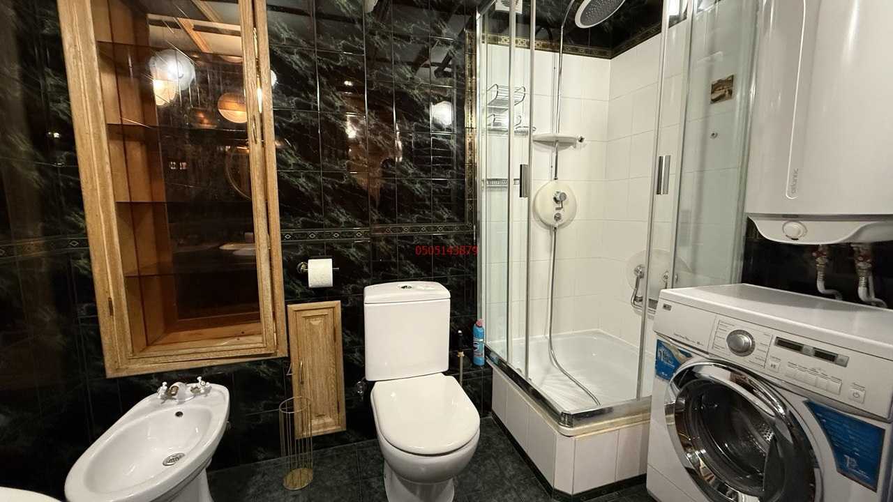 Продажа 4-комнатной квартиры 150.4 м², Михаила Донца ул., Драгоманова, 17