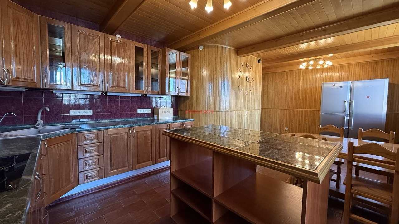 Продажа 4-комнатной квартиры 150.4 м², Михаила Донца ул., Драгоманова, 17