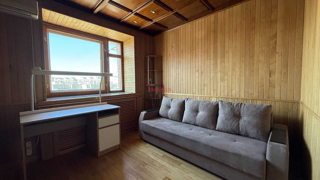 Продажа 4-комнатной квартиры 150.4 м², Михаила Донца ул., Драгоманова, 17