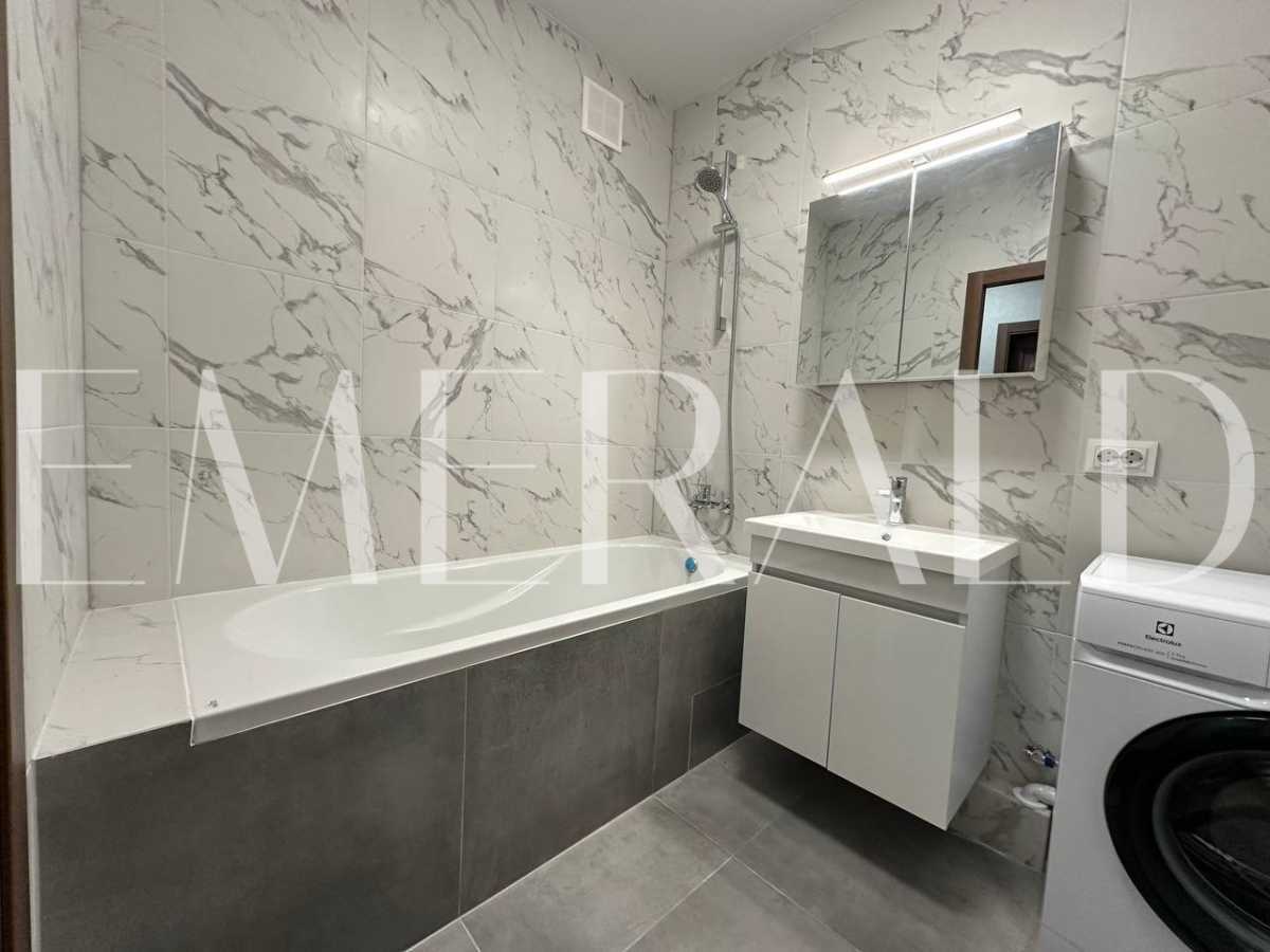 Продажа 2-комнатной квартиры 77.05 м², Коноплянская ул., 22Б